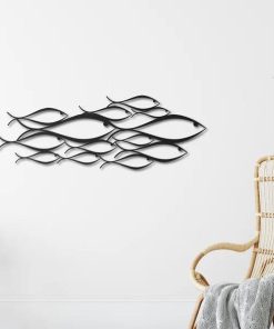 Wandkunst aus Metall mit Fischschwarm
